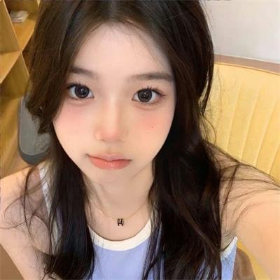 垃圾箱里的婴儿